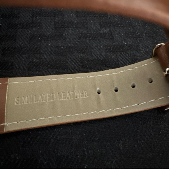 TAHARI Watches- Men's & Women's Brand New, His & Hers Watches.  LEATHER LIKE BAN - Picture 9 of 9